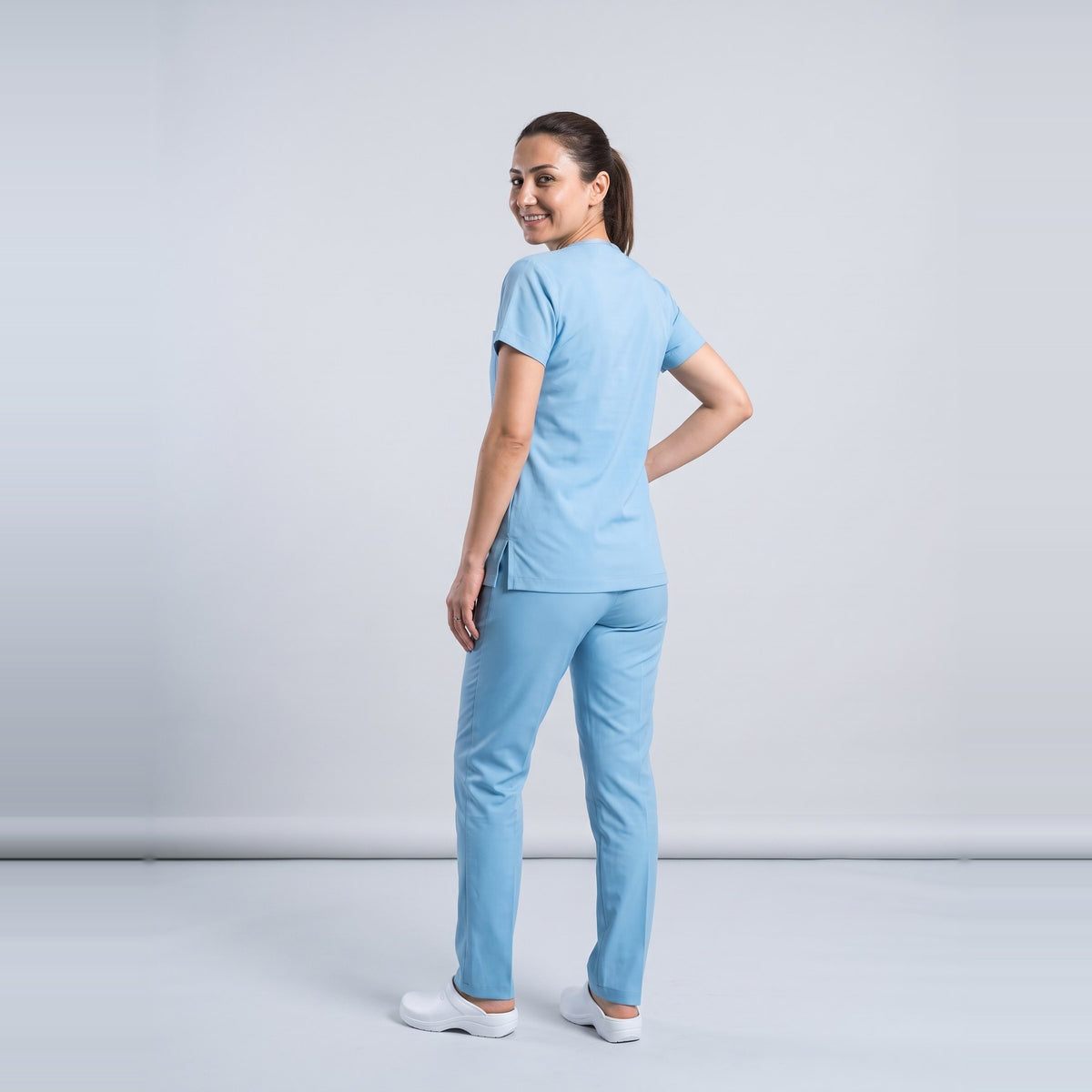 Alaska Mavisi Doktor Hekim Forması Likralı Scrubs Takım (Alaskan Blue) - 9