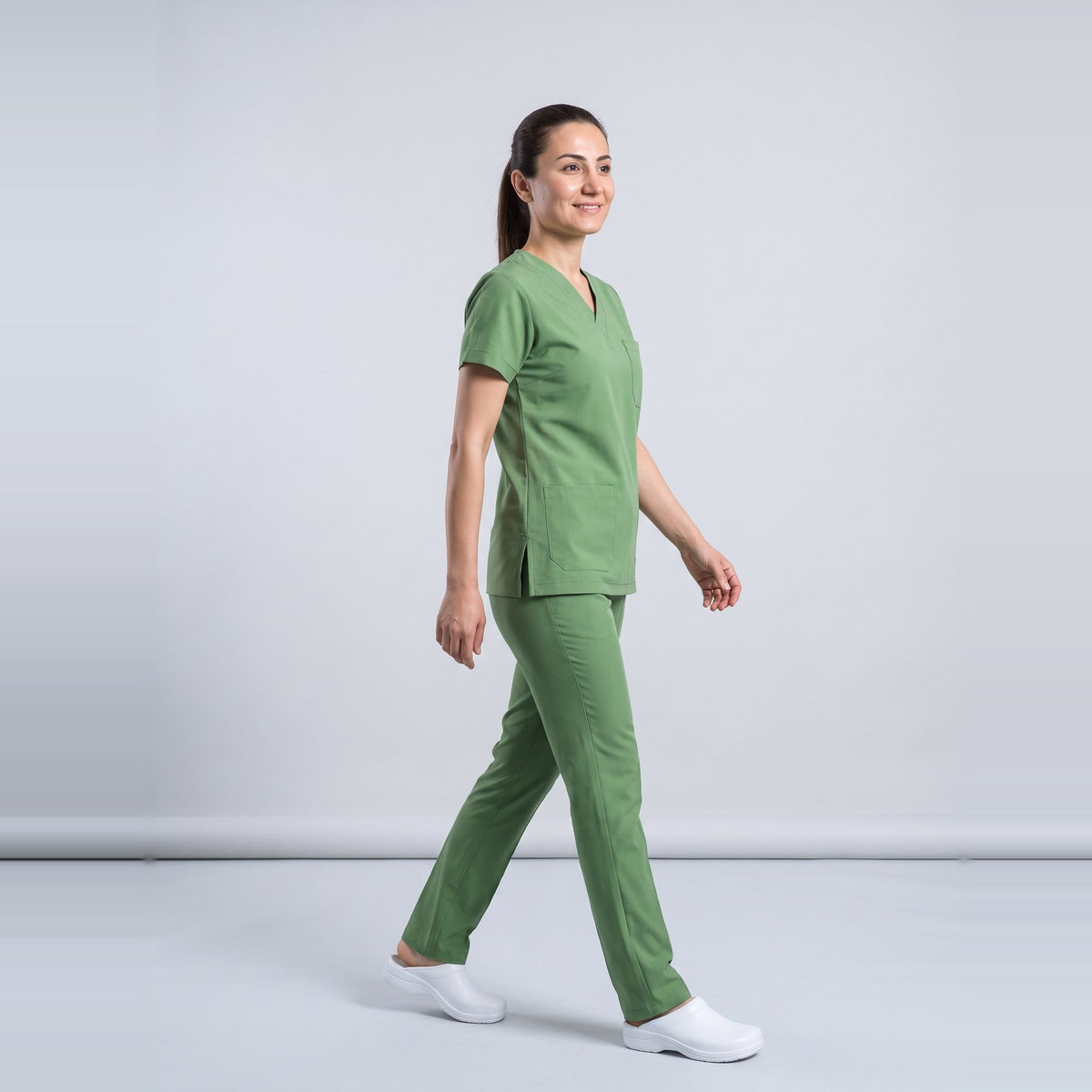 Çimen Yeşili Eczacı Forması Likralı Scrubs Takım (Grasshopper) - 5