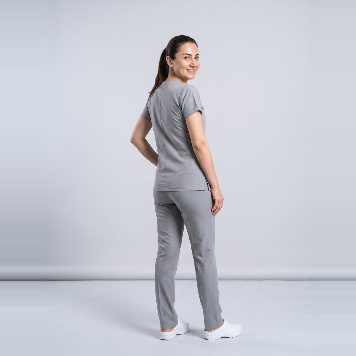 Gri Teknik Hizmetler Personel Forması Likralı Scrubs Takım (Neutral Gray) - 9