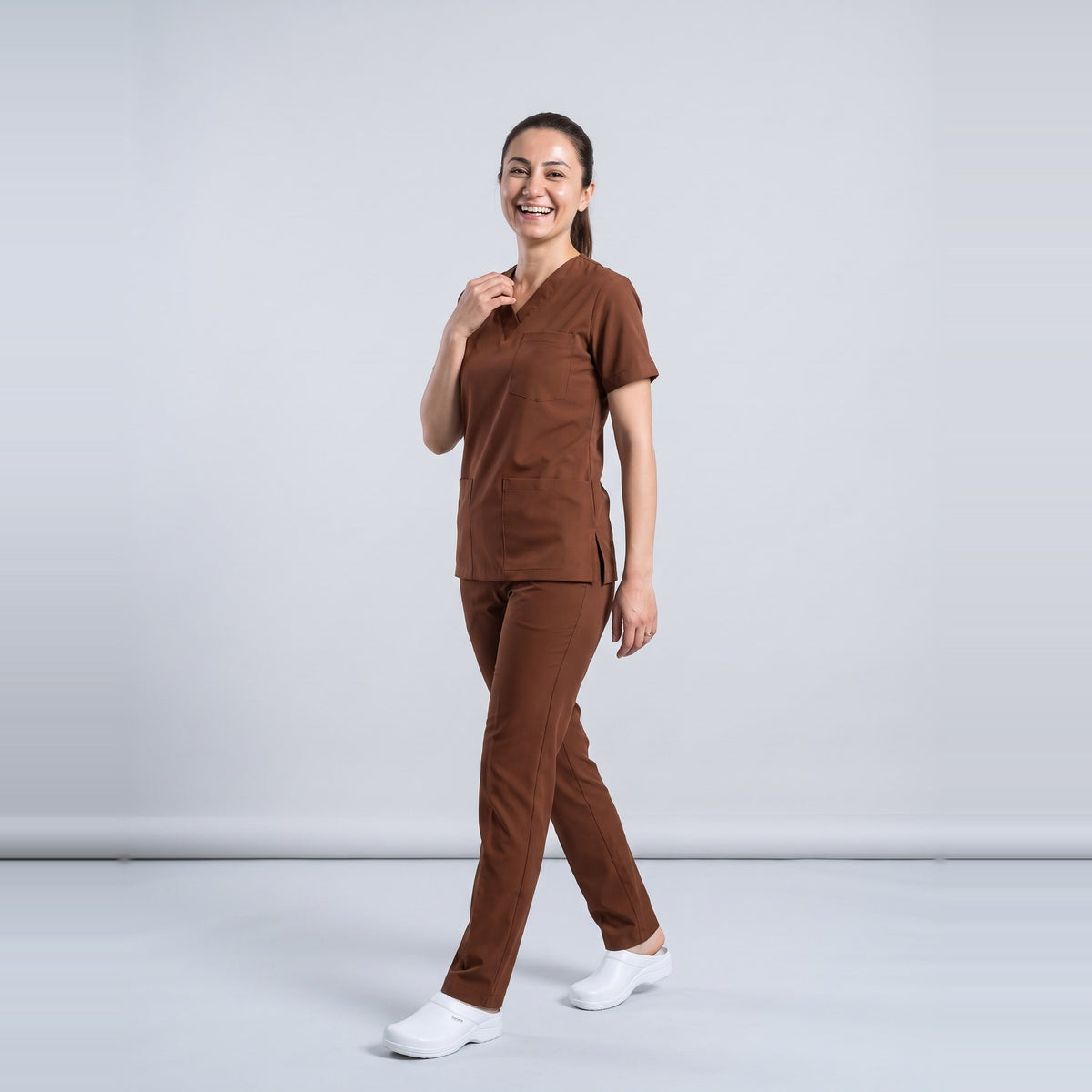 Kahverengi Hastane Forması Likralı Scrubs Takım (Friar Brown) - 7