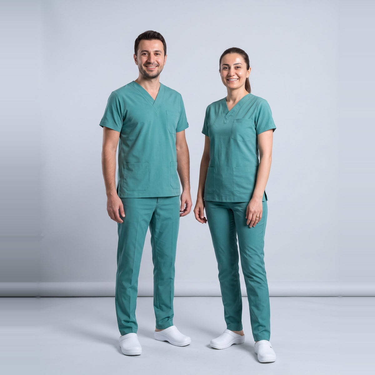 Yeşil Ameliyathane Personel Forması Likralı Scrubs Takım (Frosty Spruce) - 1